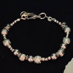Beaded bracelet